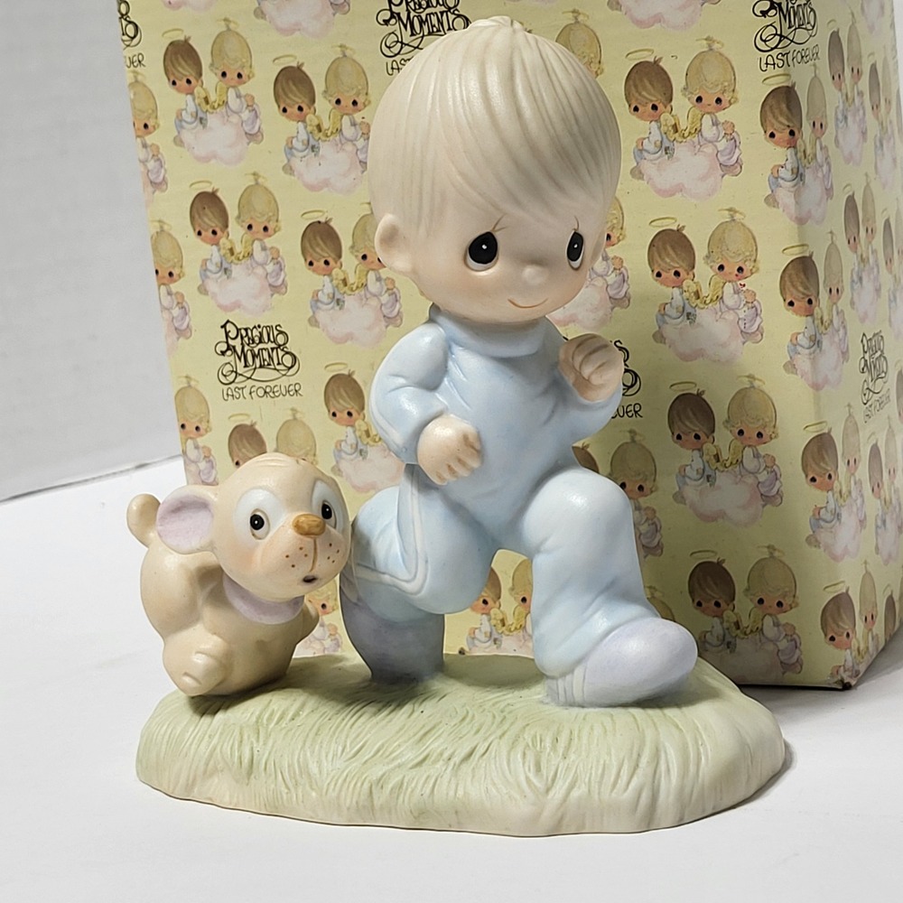 Precious Moments Gods Speed Boy Jogging With Dog Porcelain Figurine E-3112 1979*